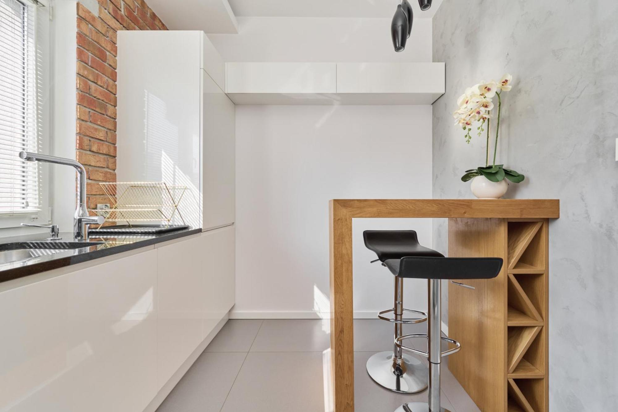 Stylish Kosciuszki Apartaments Near The Market Square With Free Garage Wroclaw By Noclegi Renters Exterior foto